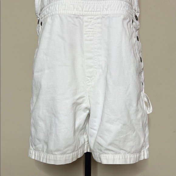Liz Claiborne Women's White Short Overalls - Picture 4 of 15